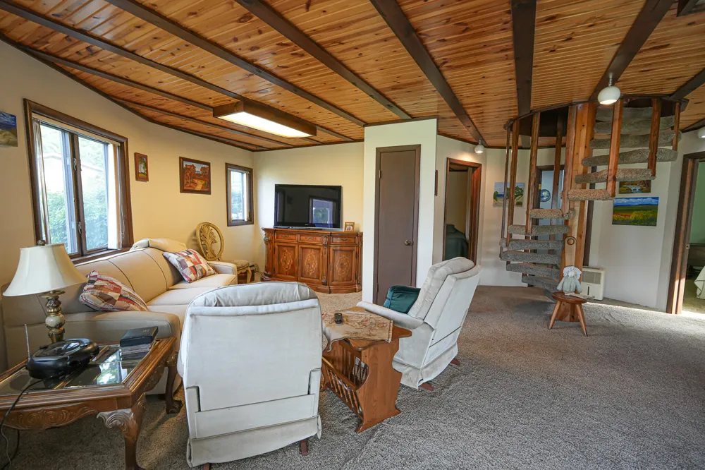 828 Reunion Avenue Fremont, MI 49412