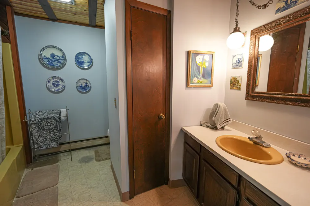 828 Reunion Avenue Fremont, MI 49412