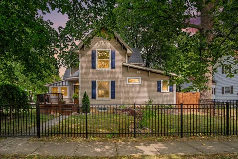 204 Jackson Street