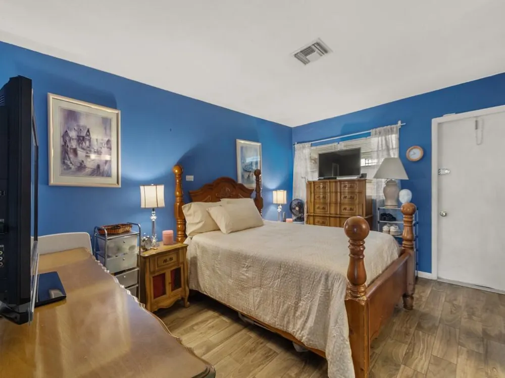 1212 S LAKES END DRIVE #C Fort Pierce, FL 34982