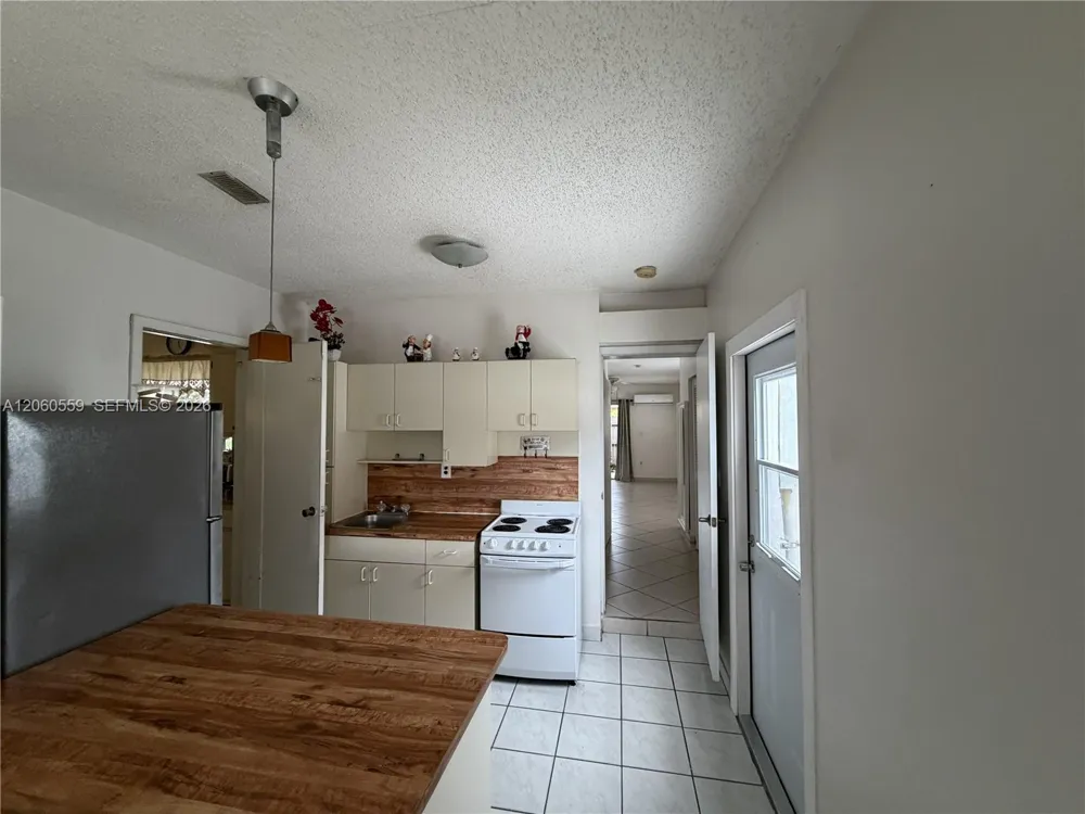 Address Not Shown Miami, FL 33175