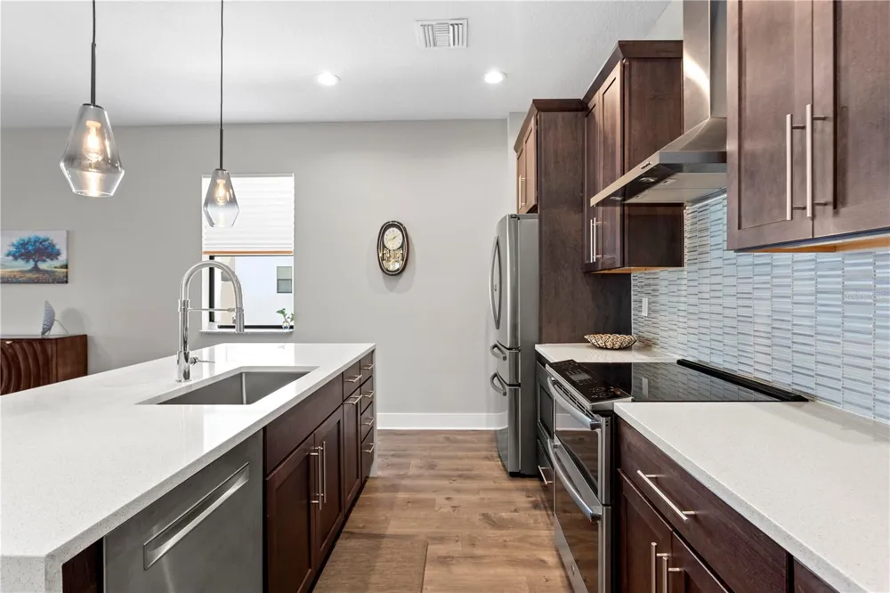 2521 11TH PLACE St Petersburg, FL 33713