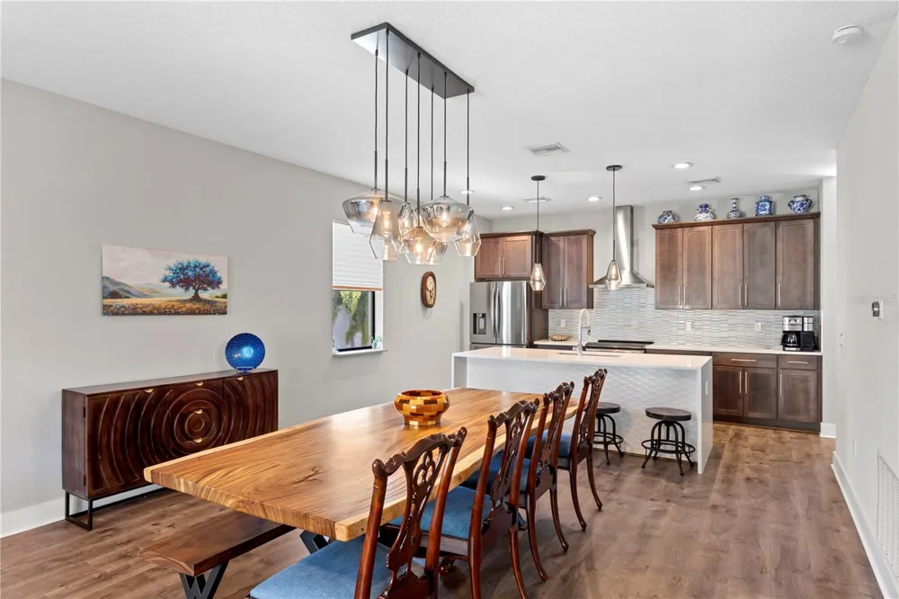 2521 11TH PLACE St Petersburg, FL 33713