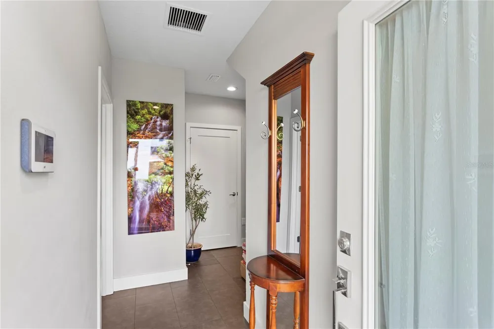 2521 11TH PLACE St Petersburg, FL 33713