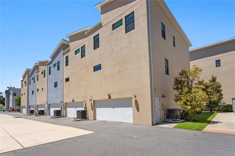 2521 11TH PLACE St Petersburg, FL 33713