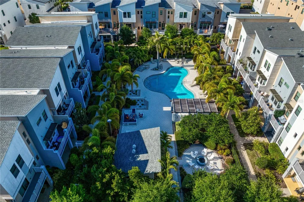2521 11TH PLACE St Petersburg, FL 33713