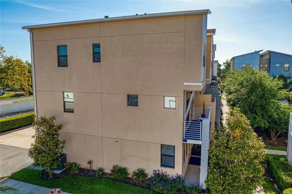 2521 11TH PLACE St Petersburg, FL 33713