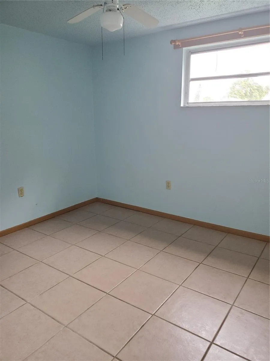 2021 PENNSYLVANIA AVENUE #5 Englewood, FL 34224