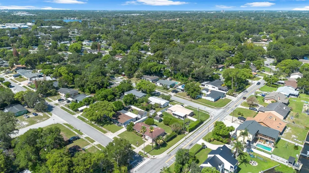 2510 DRIFTWOOD DRIVE Fern Park, FL 32730