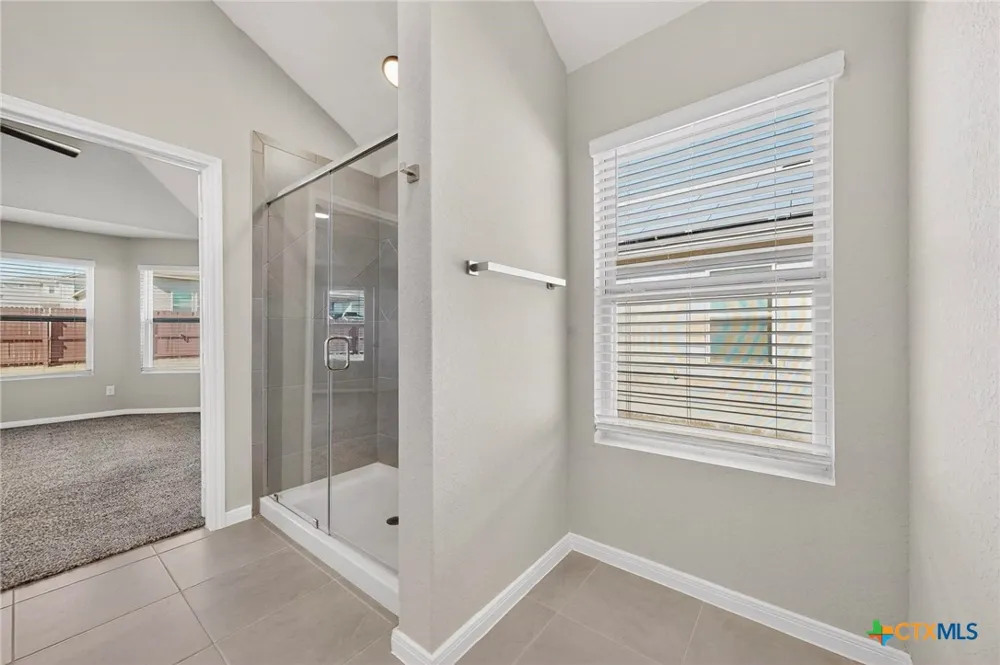 1160 Water Valley Seguin, TX 78155