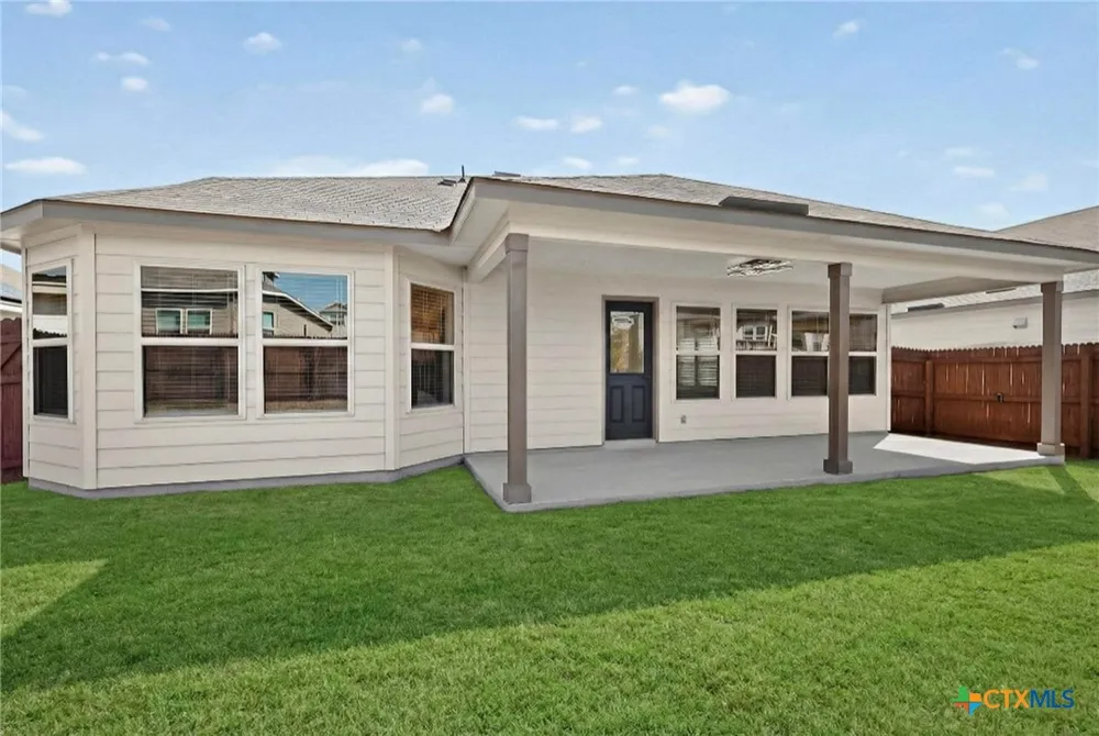 1160 Water Valley Seguin, TX 78155