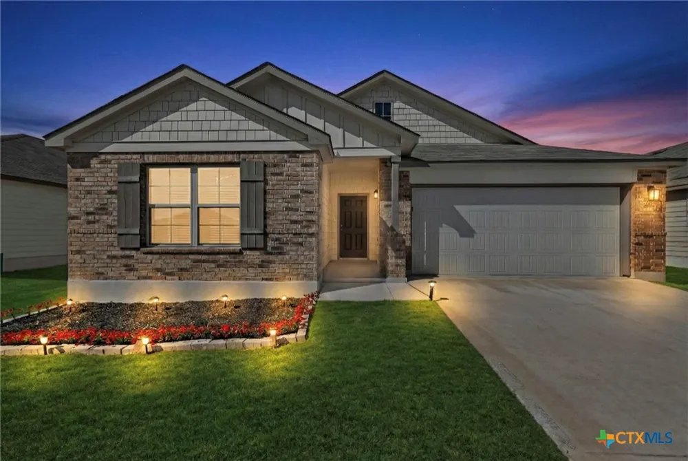 1160 Water Valley Seguin, TX 78155