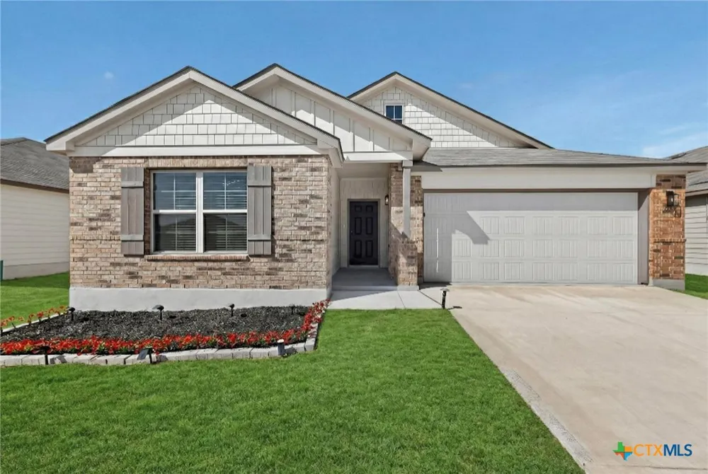 1160 Water Valley Seguin, TX 78155