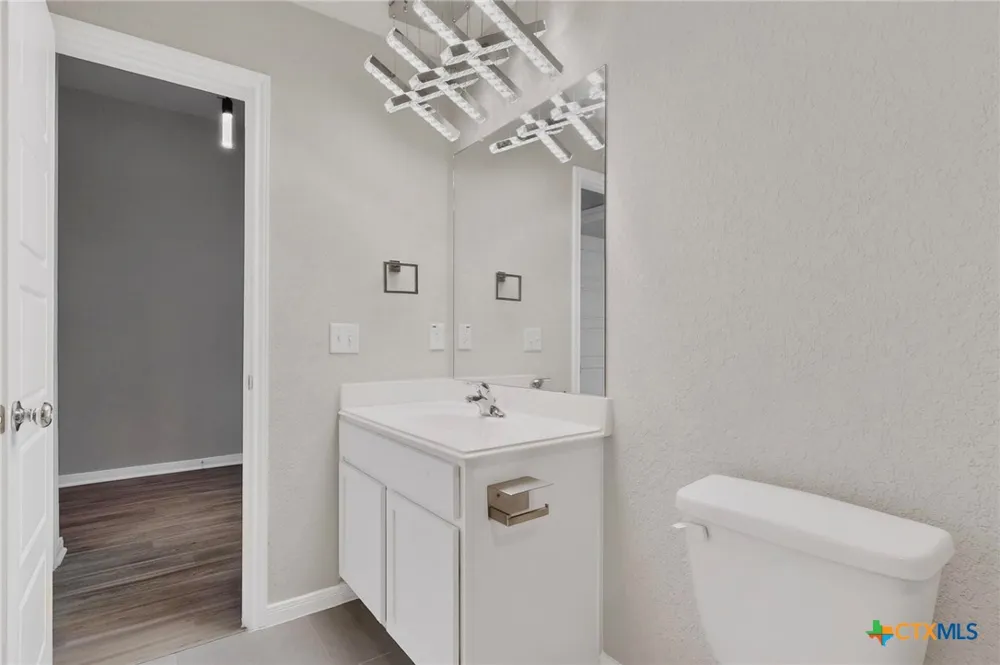 1160 Water Valley Seguin, TX 78155