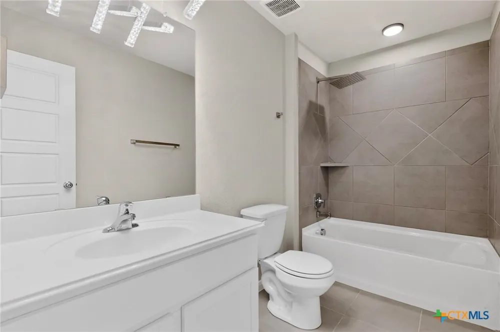 1160 Water Valley Seguin, TX 78155