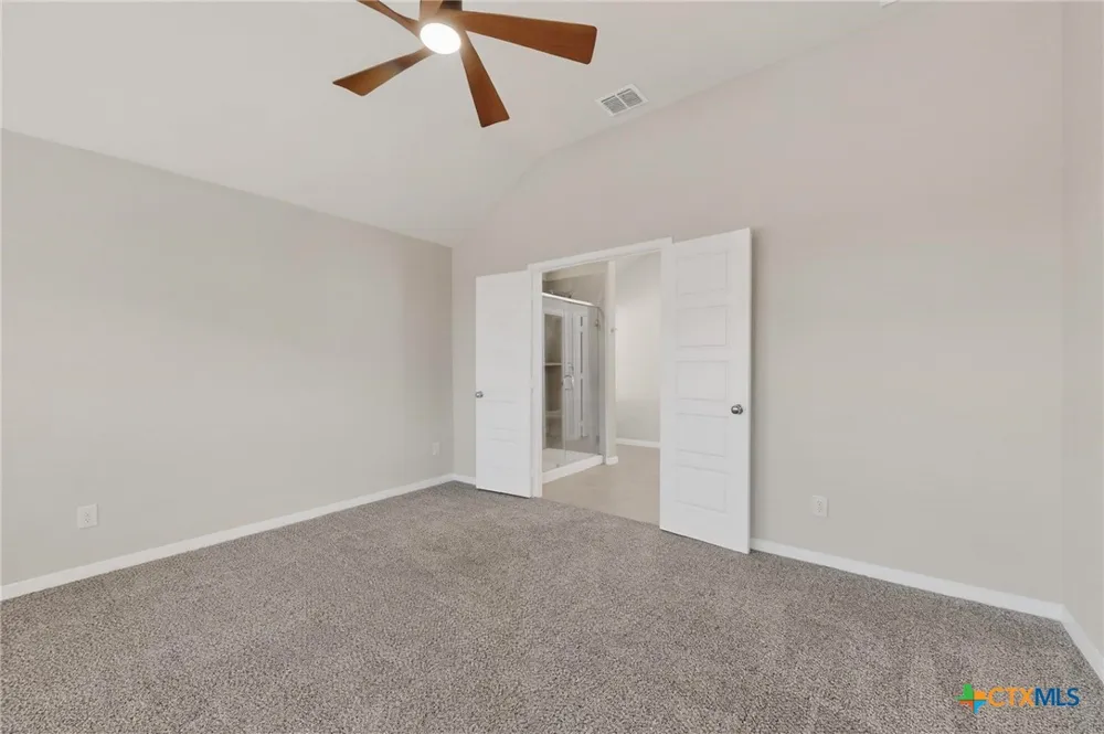 1160 Water Valley Seguin, TX 78155