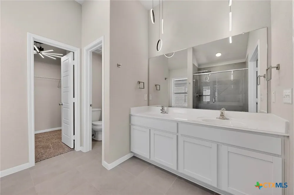 1160 Water Valley Seguin, TX 78155