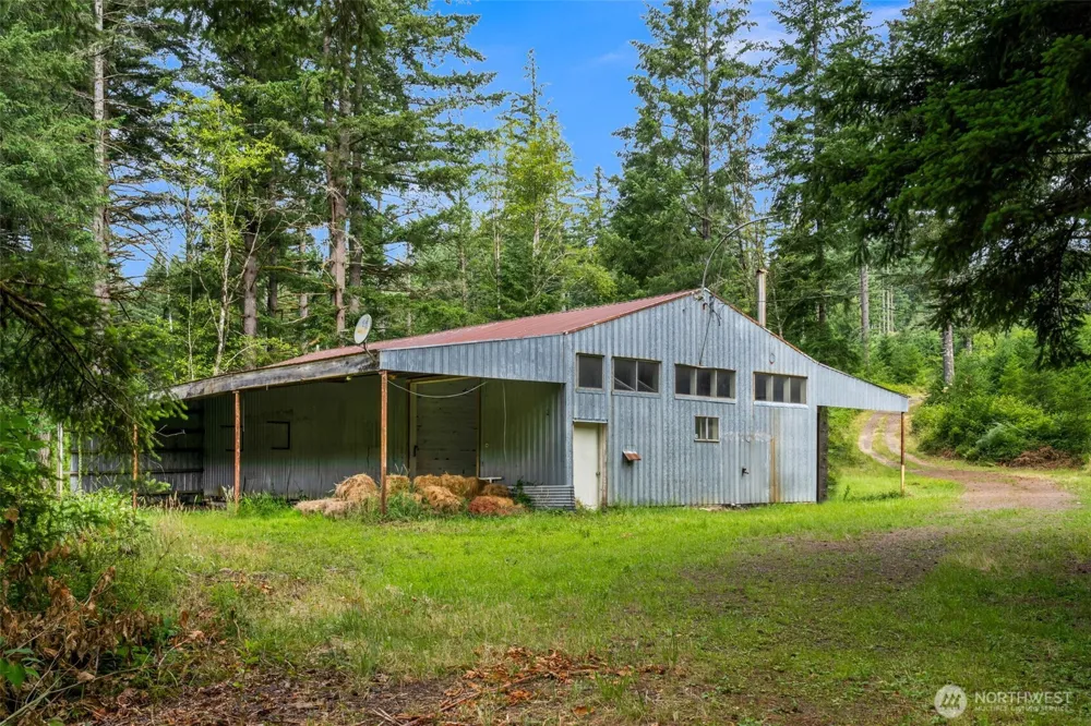 3832 NE Cavitt Road Camas, WA 98607