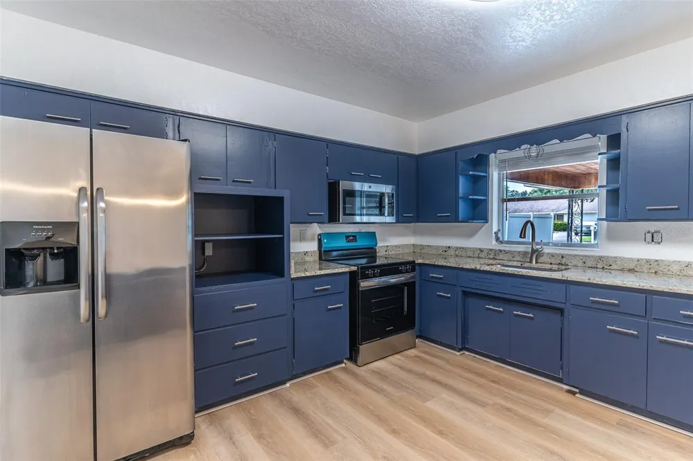 145 BEVERLY DRIVE Winter Haven, FL 33884
