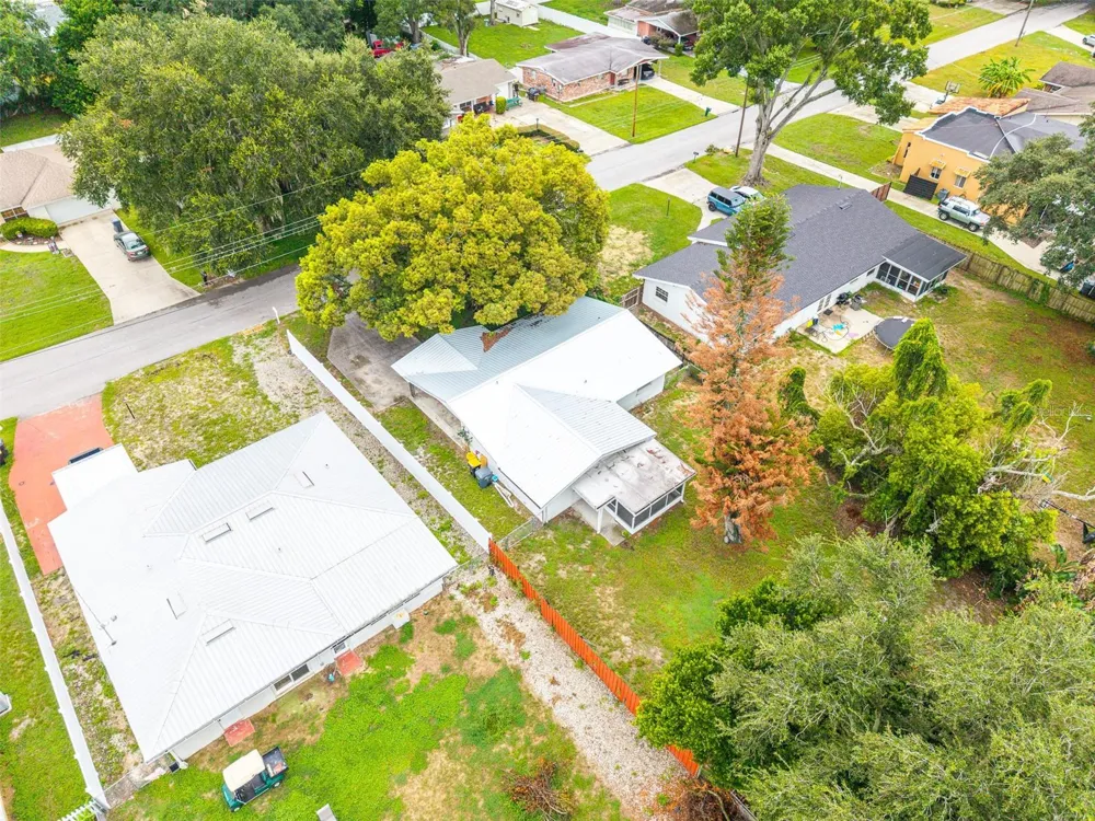 145 BEVERLY DRIVE Winter Haven, FL 33884