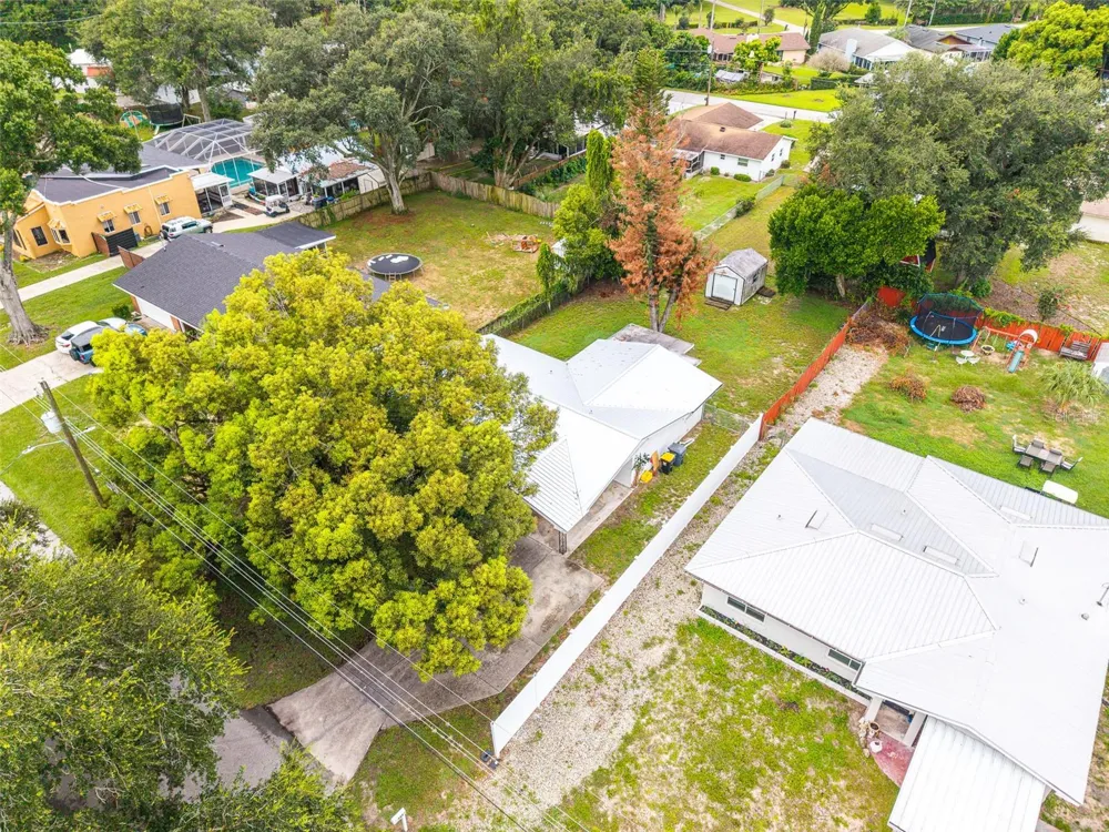 145 BEVERLY DRIVE Winter Haven, FL 33884
