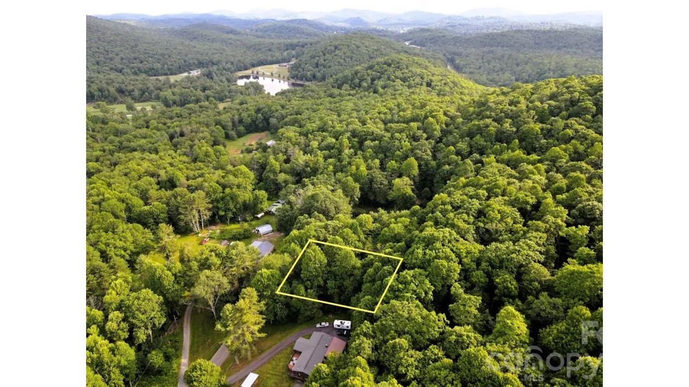 01 Coffey Road Linville, NC 28646