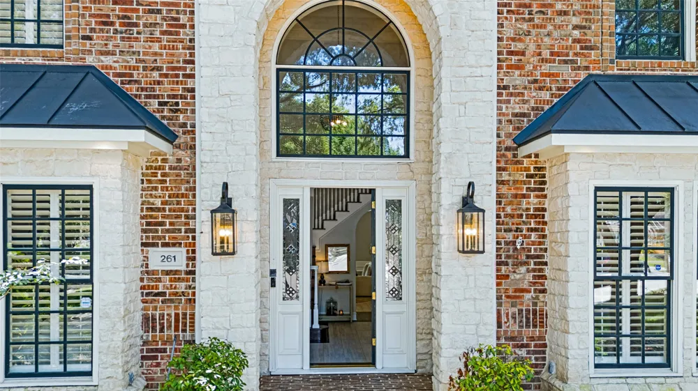 261 Candlelight Cove Coppell, TX 75019