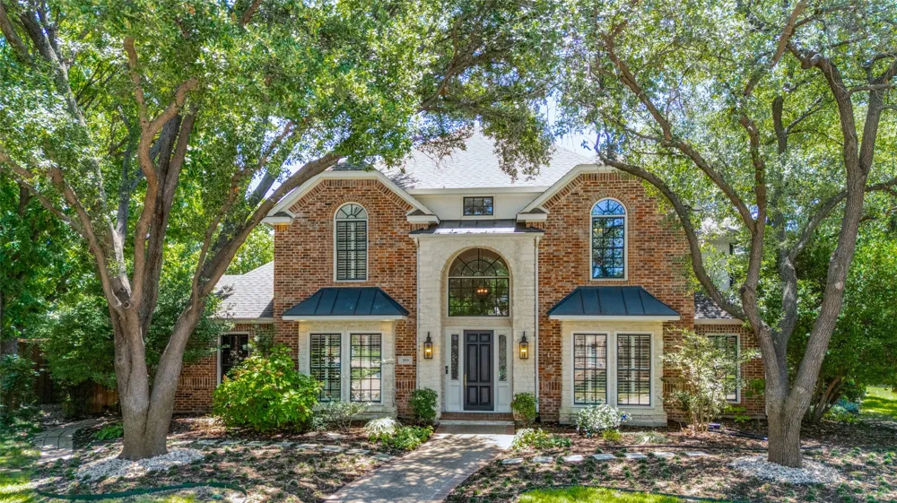 261 Candlelight Cove Coppell, TX 75019