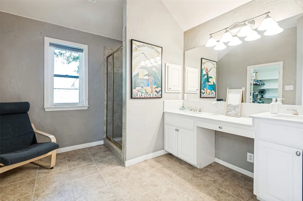 261 Candlelight Cove Coppell, TX 75019