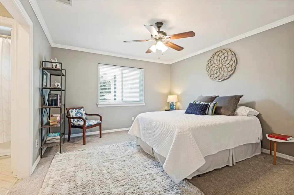 261 Candlelight Cove Coppell, TX 75019