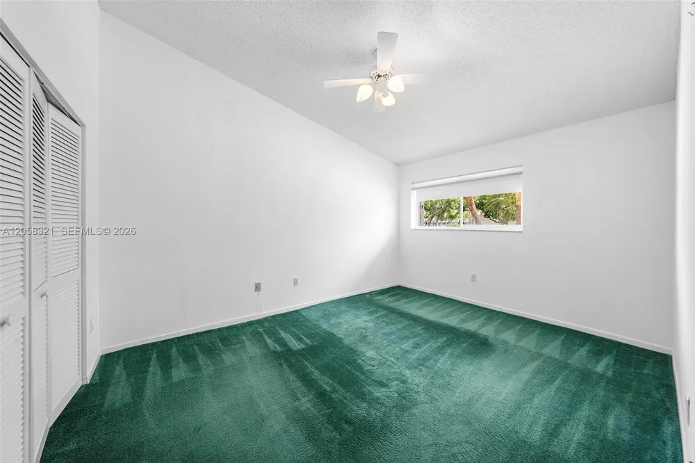 3748 NE 209th Ter Aventura, FL 33180