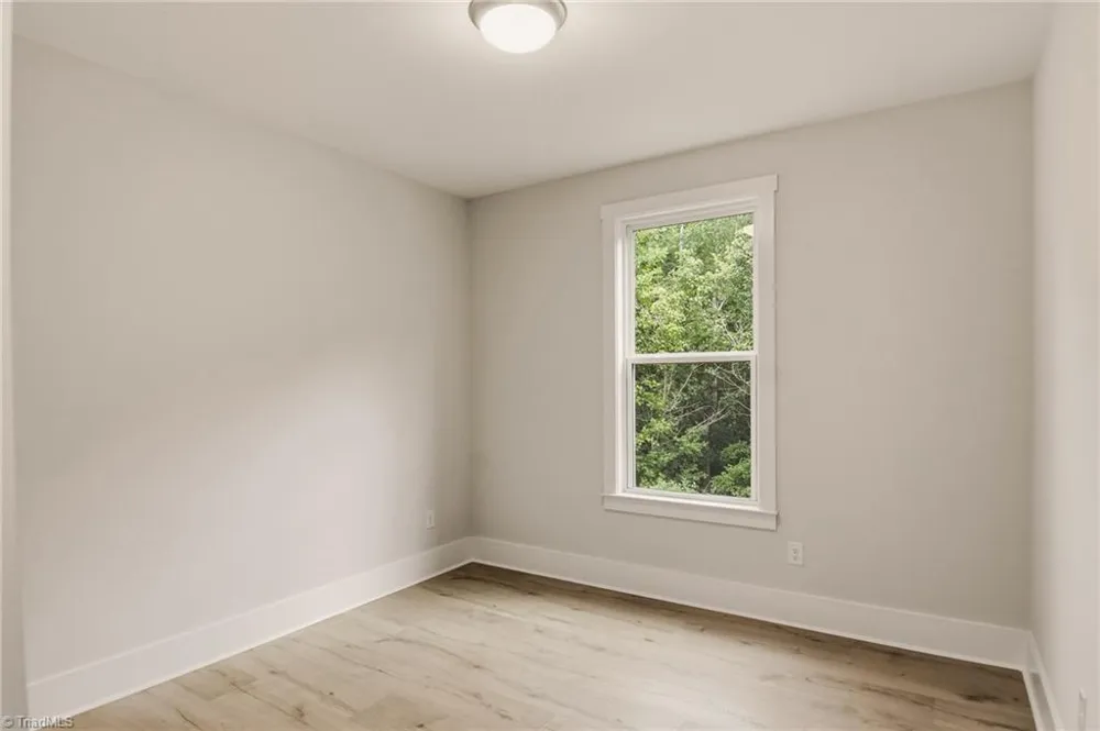 1005 W Pinehurst Court #1042 Clemmons, NC 27012
