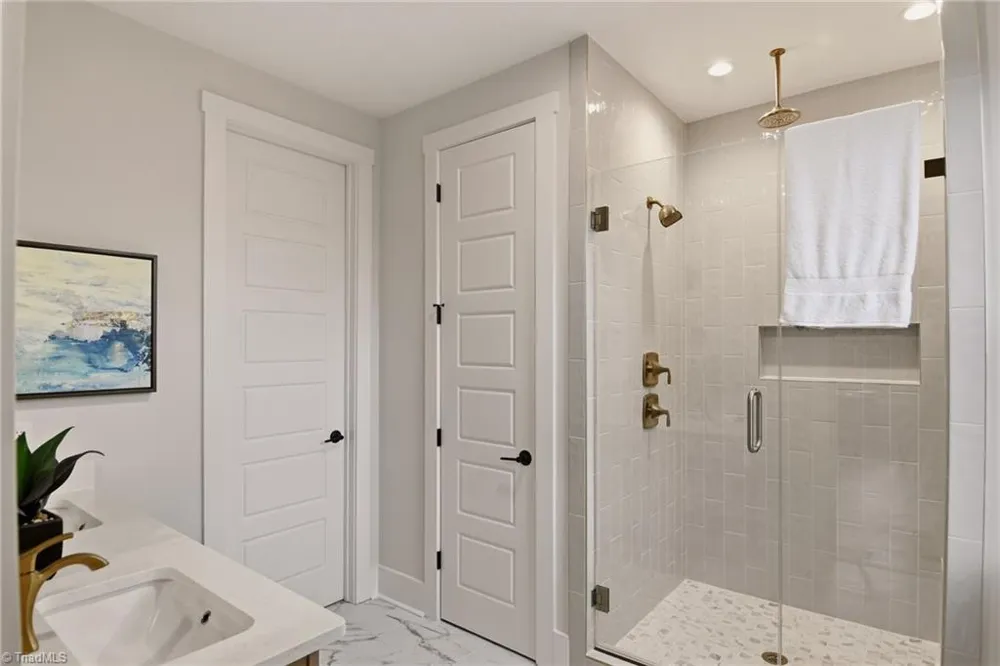 1005 W Pinehurst Court #1042 Clemmons, NC 27012