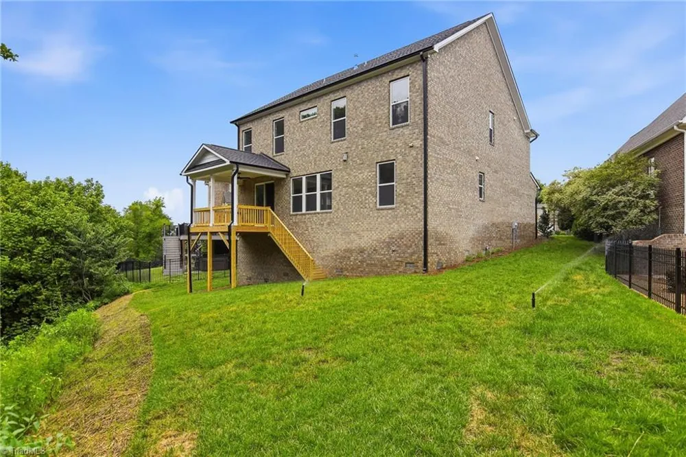 1005 W Pinehurst Court #1042 Clemmons, NC 27012