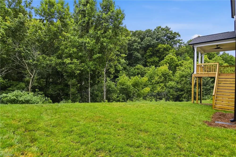 1005 W Pinehurst Court #1042 Clemmons, NC 27012