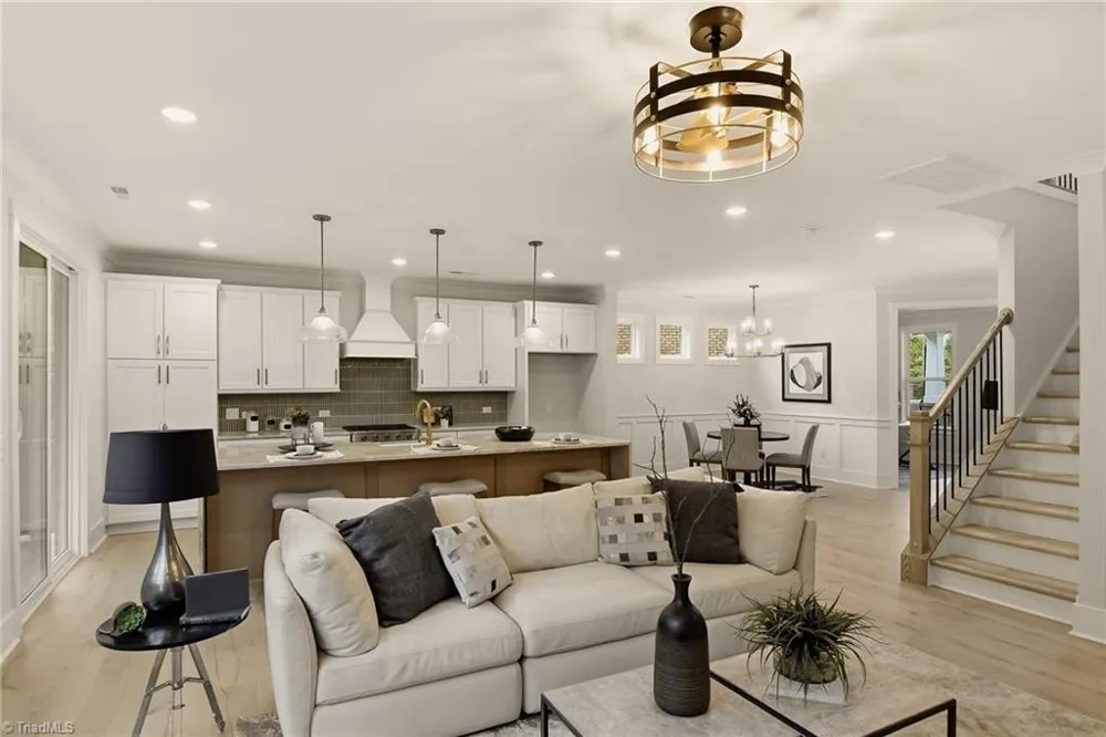 1005 W Pinehurst Court #1042 Clemmons, NC 27012