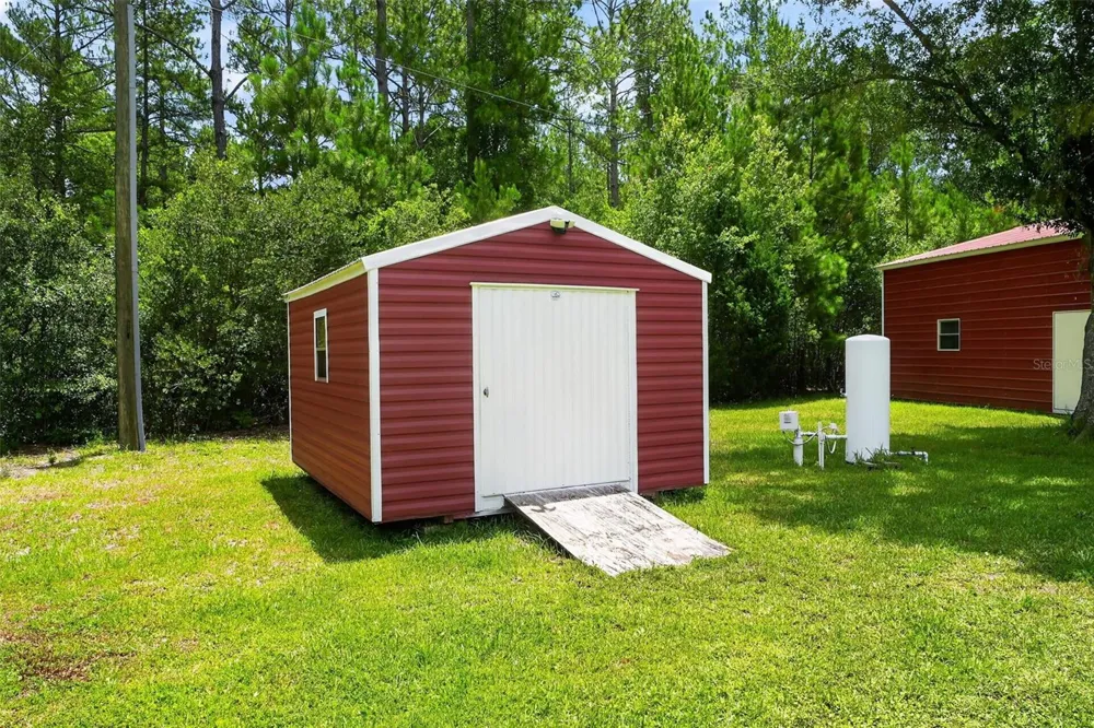 2527 NW COUNTY ROAD 225 Lawtey, FL 32058