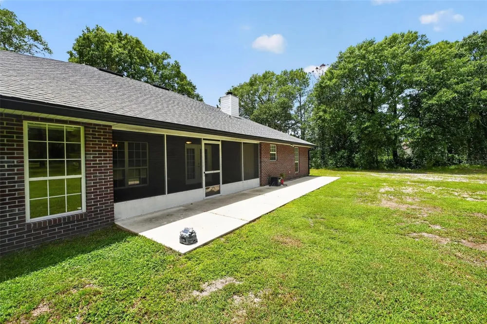 2527 NW COUNTY ROAD 225 Lawtey, FL 32058
