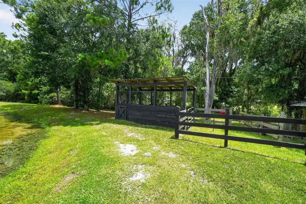 2527 NW COUNTY ROAD 225 Lawtey, FL 32058