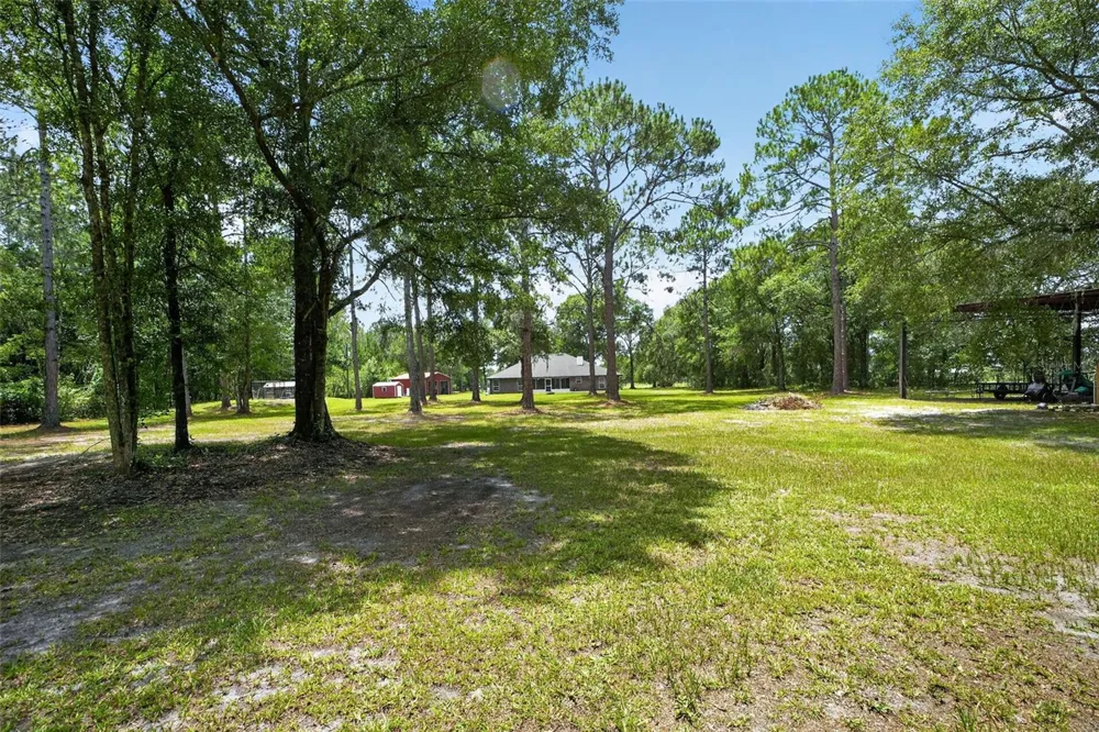2527 NW COUNTY ROAD 225 Lawtey, FL 32058