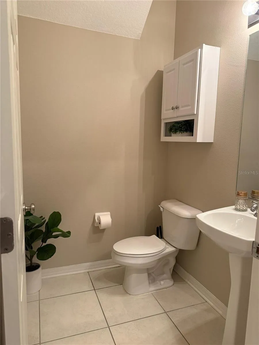 10409 CRIMSON PARK LANE #105 Tampa, FL 33626