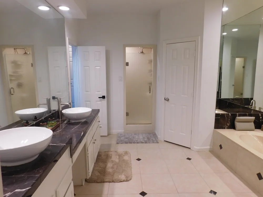 622 Crowley Road Arlington, TX 76012