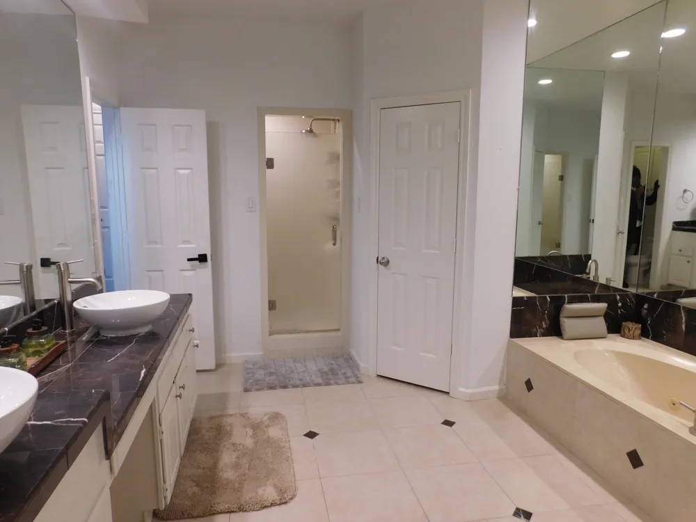 622 Crowley Road Arlington, TX 76012