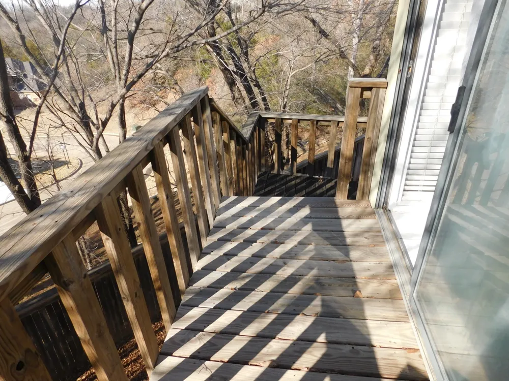 622 Crowley Road Arlington, TX 76012