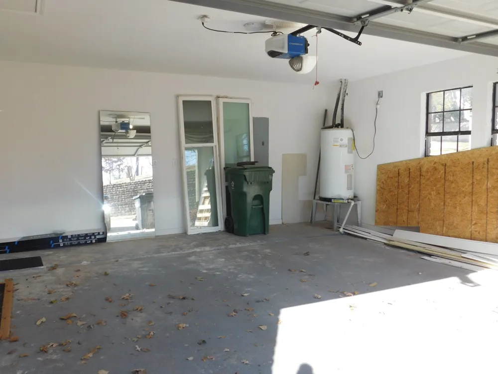 622 Crowley Road Arlington, TX 76012