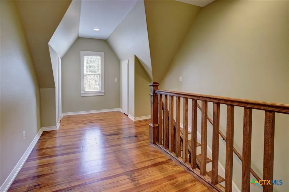 1322 Avenue F #A Shiner, TX 77984