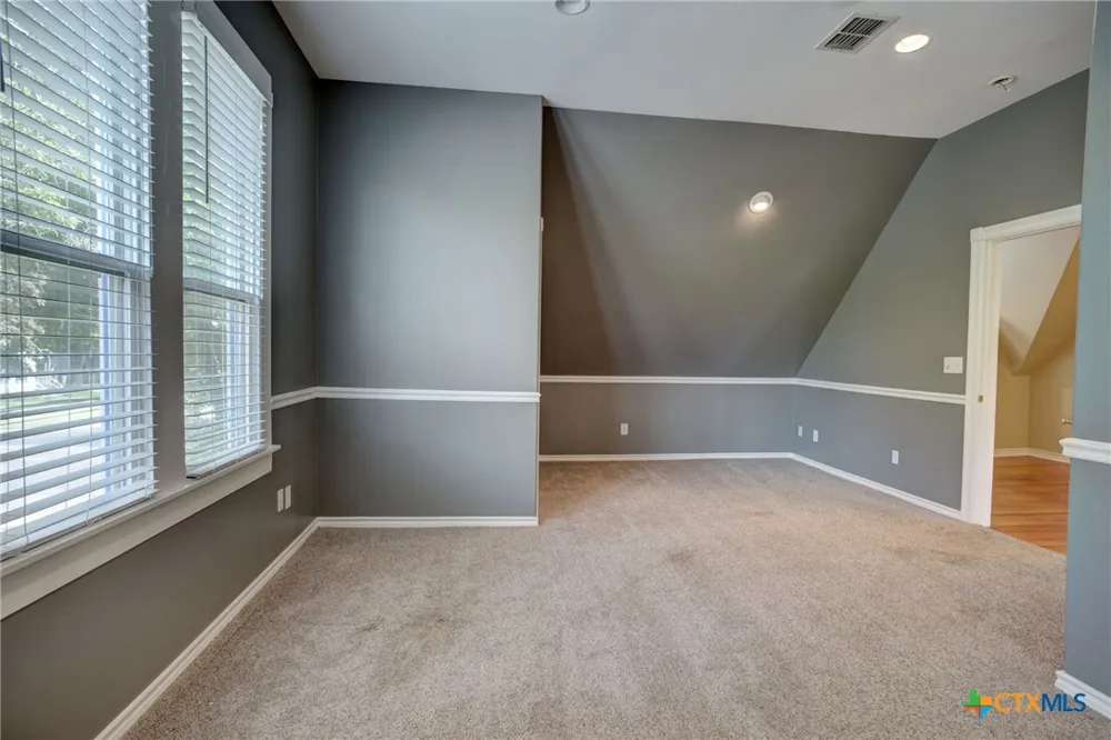 1322 Avenue F #A Shiner, TX 77984