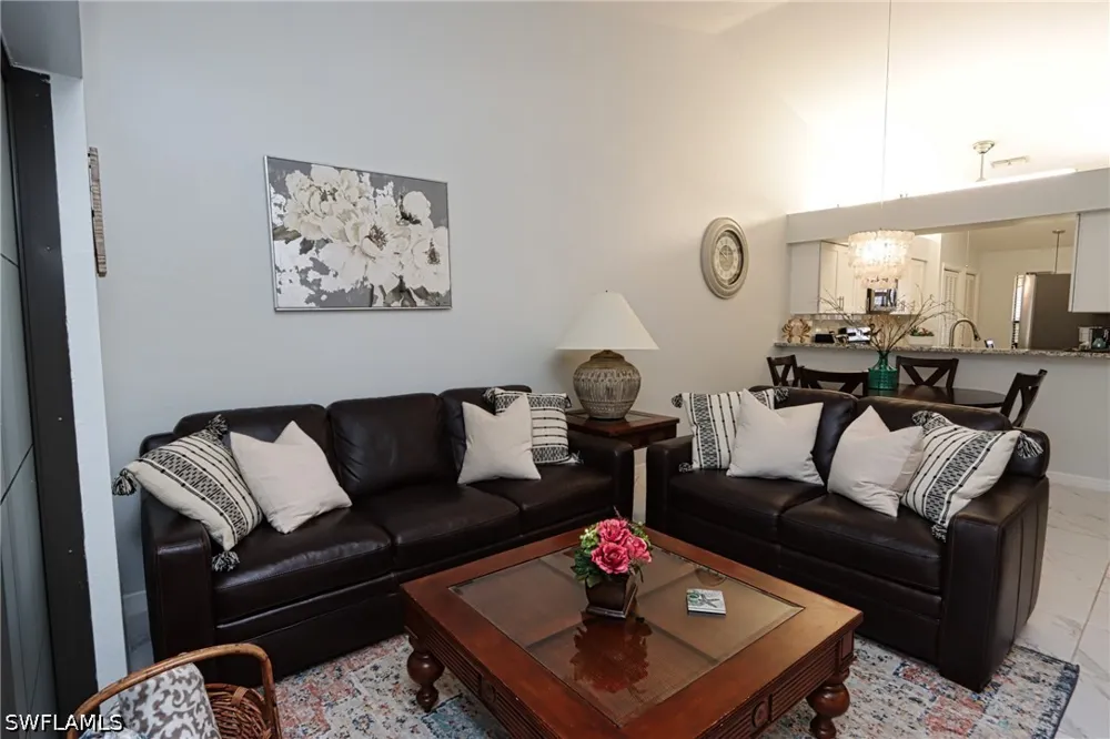 Queen Anne Lane #203 Naples, FL 34109