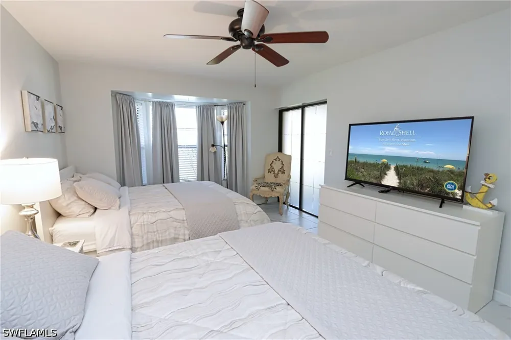 Queen Anne Lane #203 Naples, FL 34109