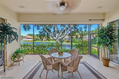 Island Cove Circle